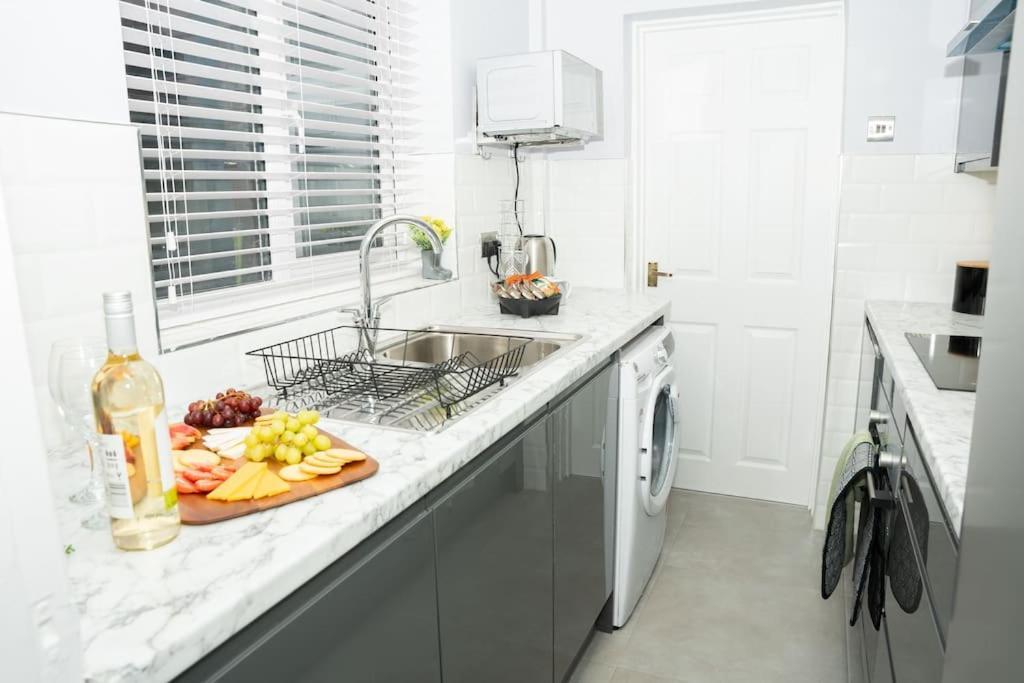 Stylish Home In York - Free Wifi & Parking - Close To Racecourse & City Centre Ngoại thất bức ảnh