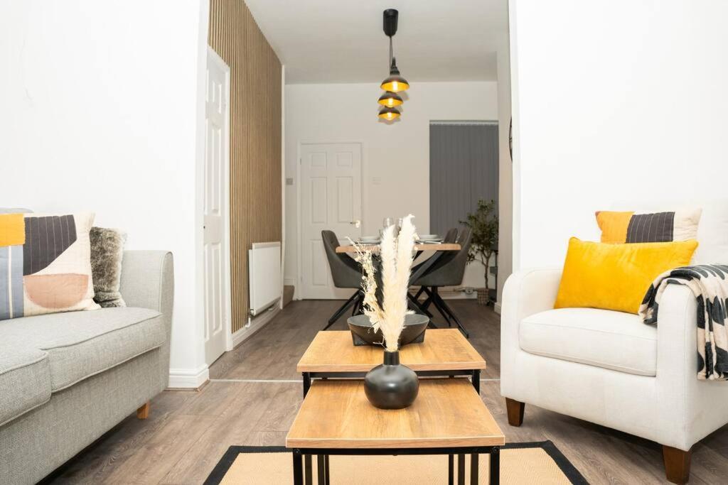 Stylish Home In York - Free Wifi & Parking - Close To Racecourse & City Centre Ngoại thất bức ảnh