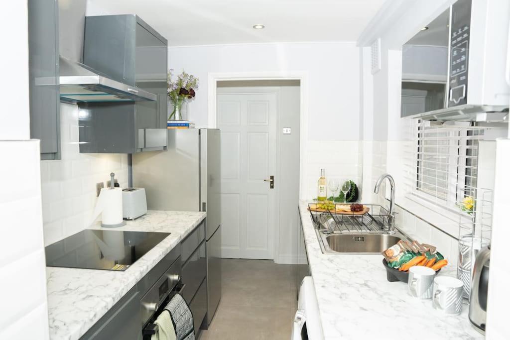 Stylish Home In York - Free Wifi & Parking - Close To Racecourse & City Centre Ngoại thất bức ảnh